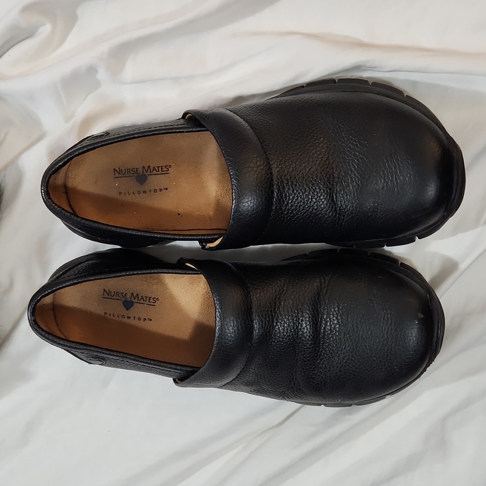 Nursemates Bryar Black clogs